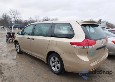 2013 Toyota Sienna L V6 7 Passenger from USA, damaged, VIN 5TDZK3DC3DS371647